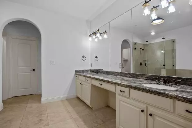 Luxury Highland Park Condo Apartment for rent in University Park, TX Luxury Highland Park Condo Apartment for rent in University Park, TX