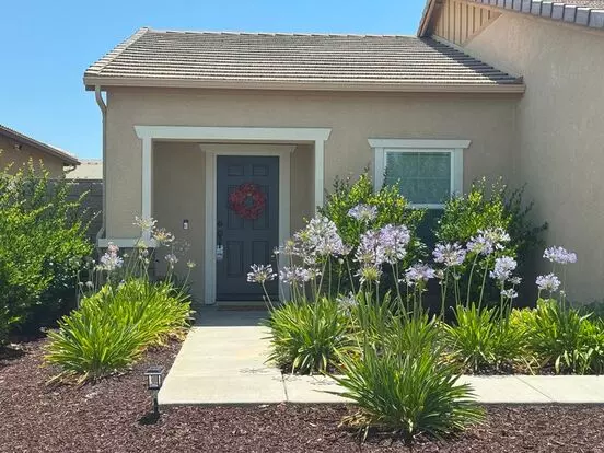 Beautiful Single Story House In New Community - Big Backyard - Community Sports Parks Apartment for rent in Menifee, CA