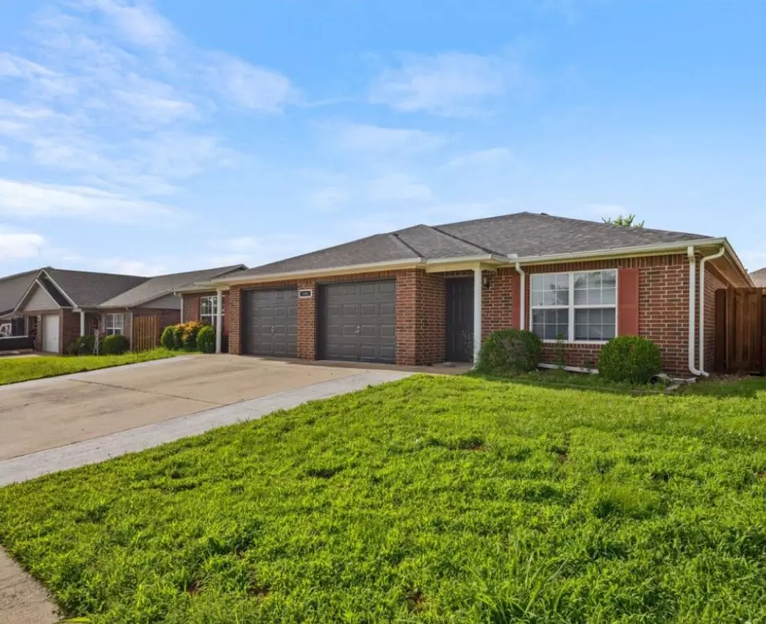 3406 SW Landau Ct Apt 1 & Apt 2 Apartment for rent in Bentonville, AR