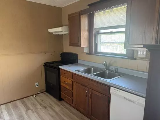 114 S 12th St. St. Joseph, Mo 64501 Apartment for rent in St Joseph, MO
