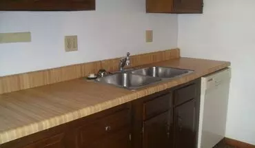 4 of 9 4006 Westover Rd SE Apartment for rent in Cedar Rapids, IA