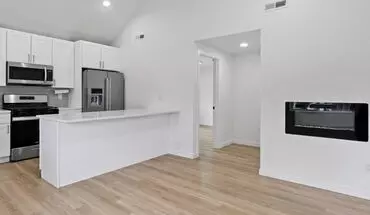 3 of 19 Modern 3-bed Home Near Jblm With Vaulted Ceilings And Stylish Upgrades House for rent in Tacoma, WA