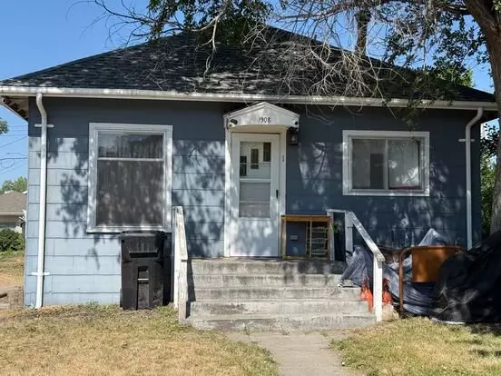1908 3rd Ave Apartment for rent in Scottsbluff, NE