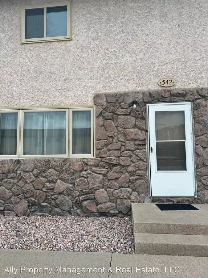542 W 42nd St House for rent in Scottsbluff, NE