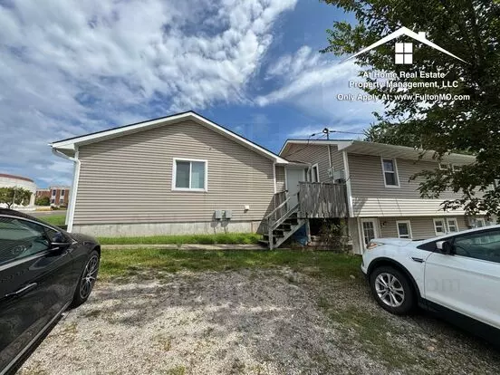 105 E 3rd St Apartment for rent in Fulton, MO