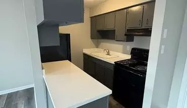 2 of 23 2021 Cambridge Dr Apartment for rent in Lexington, KY