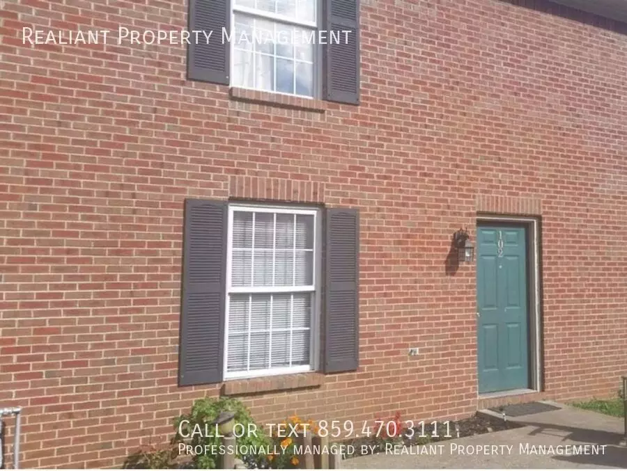 100 Floyd Ct House for rent in Nicholasville, KY