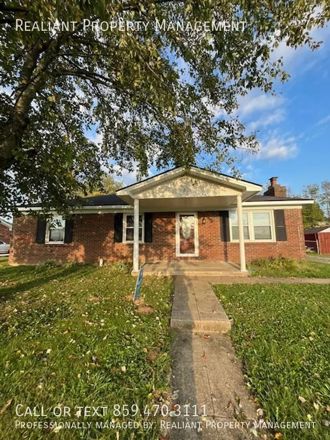 633 S Third St House for rent in Nicholasville, KY