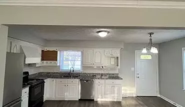 4 of 13 633 S Third St House for rent in Nicholasville, KY