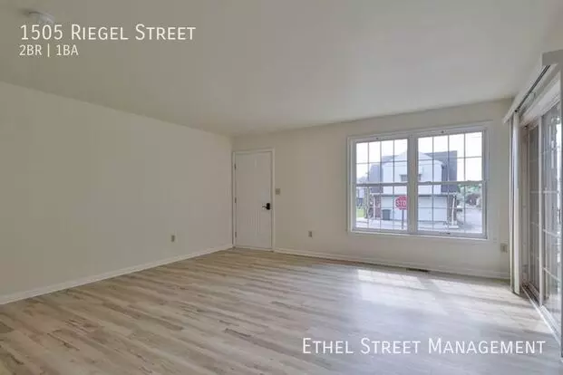 1505 Riegel St Apartment for rent in Hellertown, PA