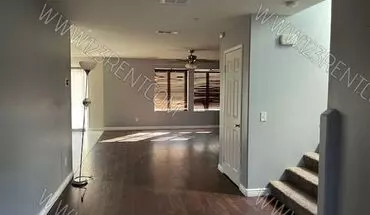 2 of 23 1250 E Ave House for rent in Lancaster, CA