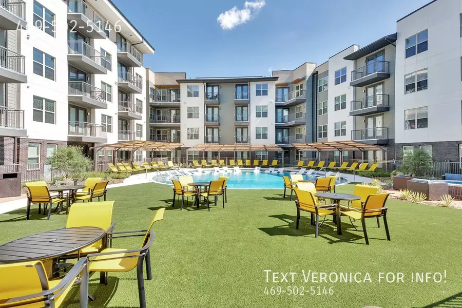 8213 Meadow Rd Apartment for rent in Dallas, TX