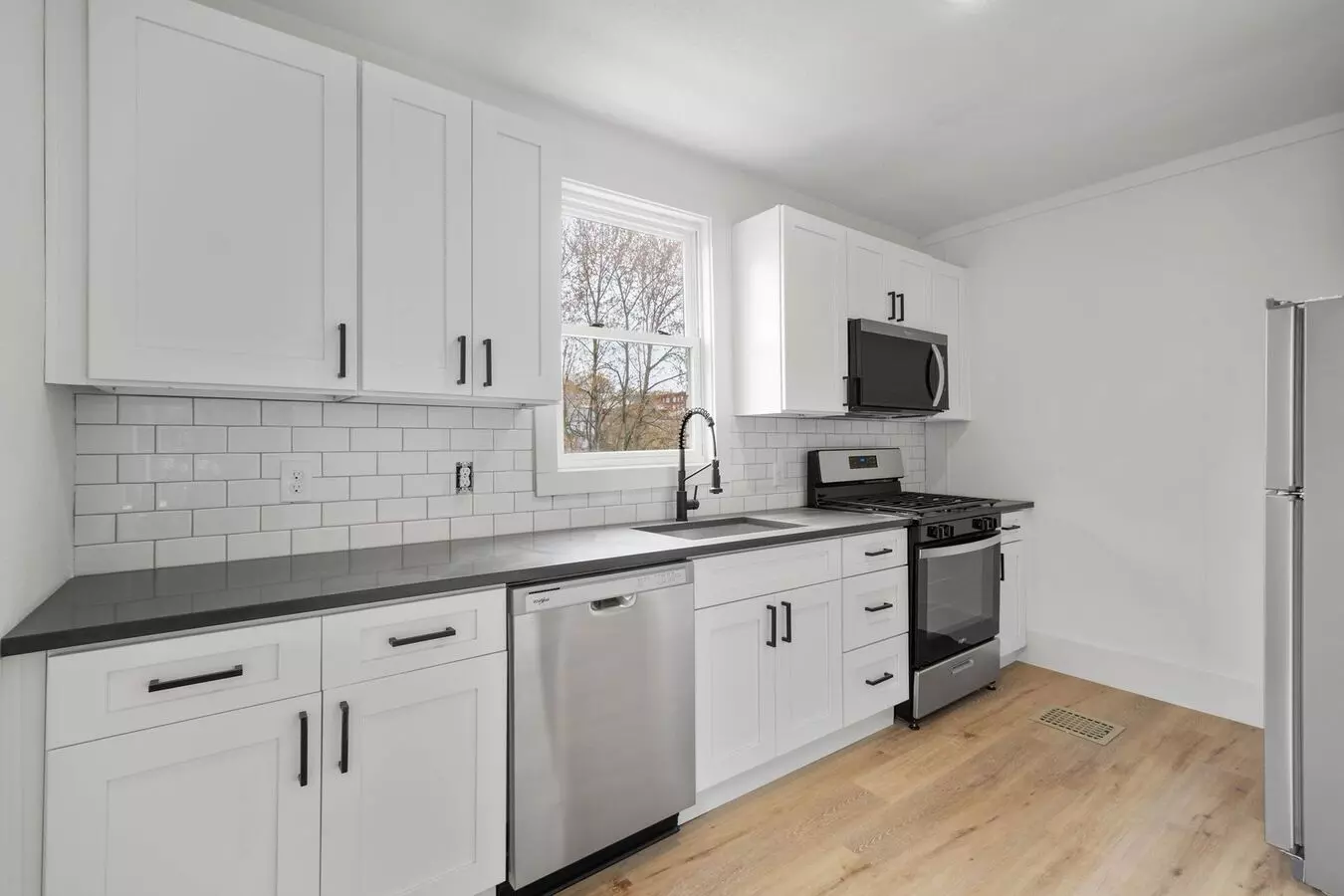 Move In Today! Renovated 2 Bedroom In The Heart Of Dormont! House for rent in Pittsburgh, PA