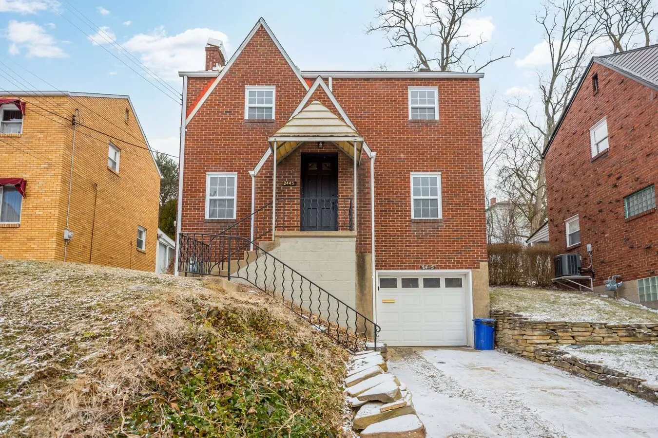 Available June 1st!! 3 Bedroom In Carrick! House for rent in Pittsburgh, PA