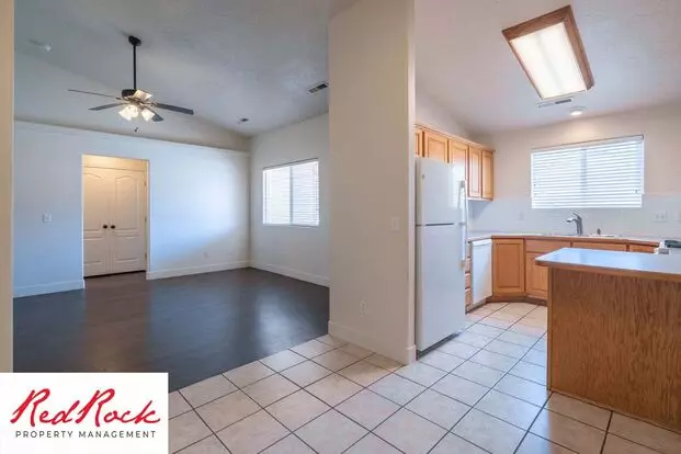 Spacious 3-bed, 2-bath Ivins Townhome – Dog Friendly! Apartment for rent in Ivins, UT