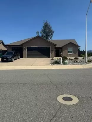 Beautiful Shasta Lake Home With Landscaping Included Apartment for rent in Shasta Lake City, CA Beautiful Shasta Lake Home With Landscaping Included Apartment for rent in Shasta Lake City, CA