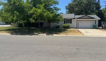 3 of 21 Home On Large Corner Lot House for rent in Redding, CA