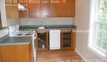 2 of 7 3979 NE West Devils Lake Rd Apartment for rent in Lincoln City, OR