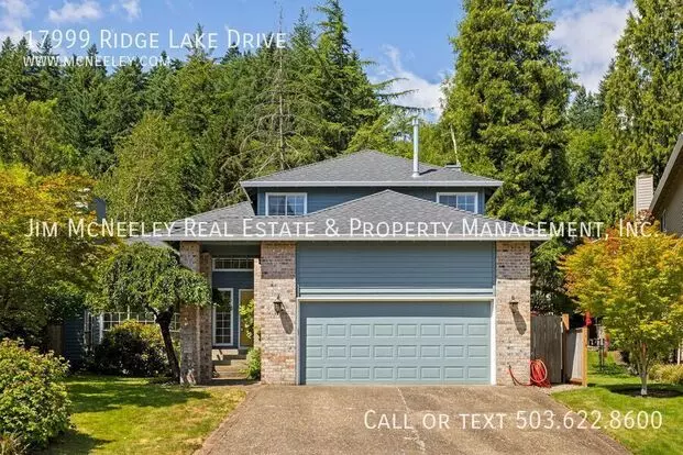 17999 Ridge Lake Dr Apartment for rent in Lake Oswego, OR