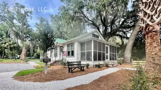 209 Bluffton Rd Apartment for rent in Bluffton, SC