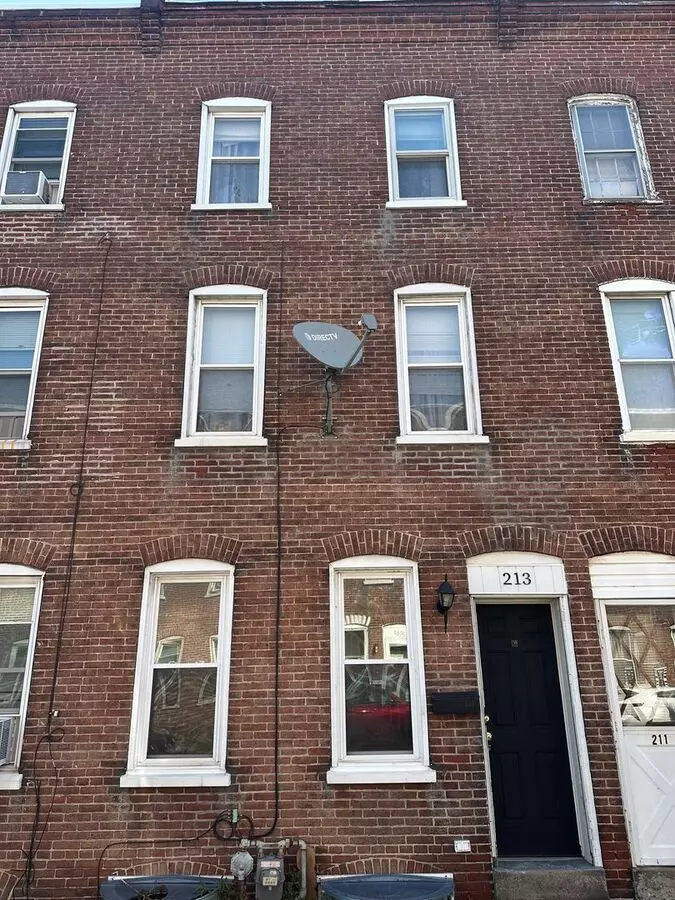 4 Bedroom Row Home House for rent in Eddystone, PA