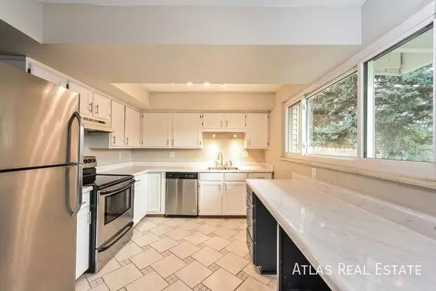 4336 E Maplewood Way Apartment for rent in Centennial, CO