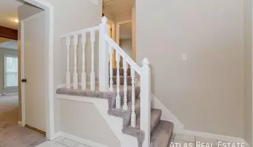 3 of 21 9336 Greenway Ln House for rent in Lenexa, KS
