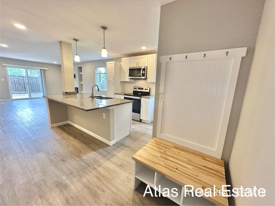 6741 Dublin Loop W Apartment for rent in Colorado Springs, CO