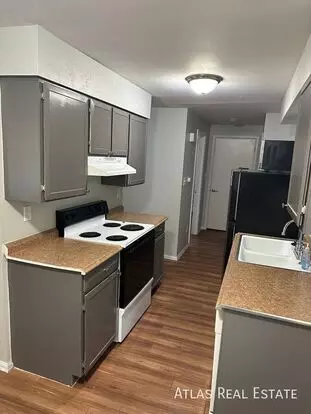 5562 Newland Way Apartment for rent in Arvada, CO