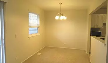5 of 16 2790 Glasgow Ct Apartment for rent in Schaumburg, IL