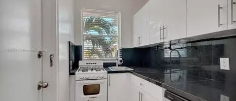 319 W 28th St Apartment for rent in Miami Beach, FL