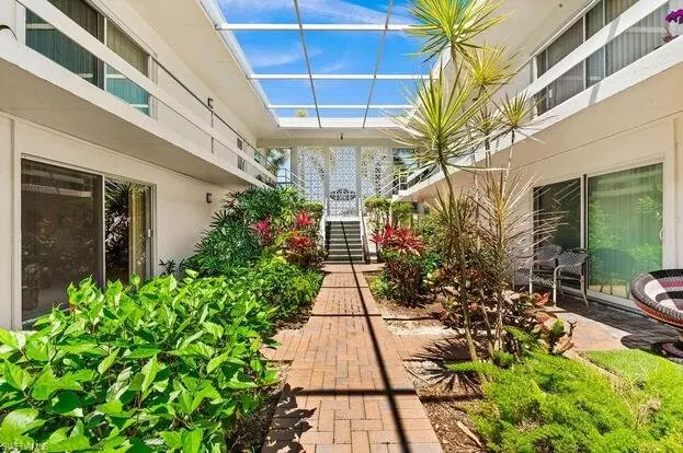 1964 Alamanda Dr Apartment for rent in Naples, FL