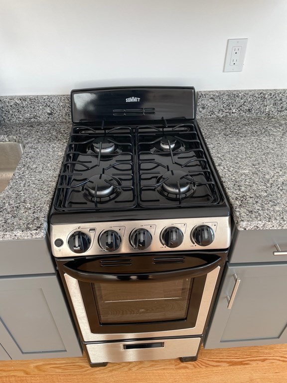64 Market St Apartment for rent in Lynn, MA