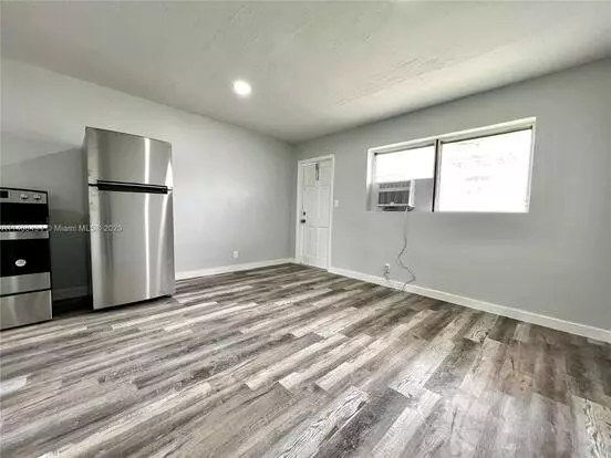 750 NW 9th Ave Apartment for rent in Hallandale Beach, FL