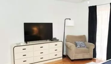 4 of 36 120 Cypress Way E Apartment for rent in Naples, FL