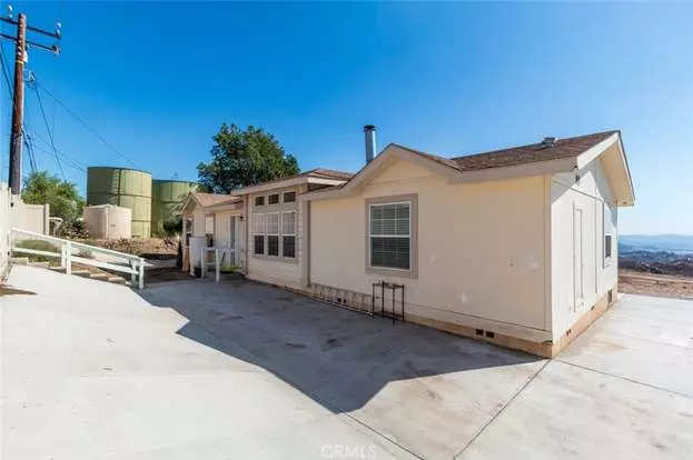 11242 Barca Dr Apartment for rent in Sylmar, CA