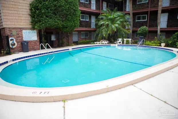 300 Bayou Blvd Apartment for rent in Pensacola, FL
