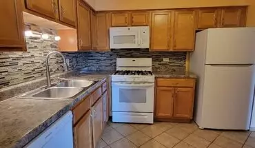 4 of 16 1732 Harrow Ct Apartment for rent in Wheaton, IL