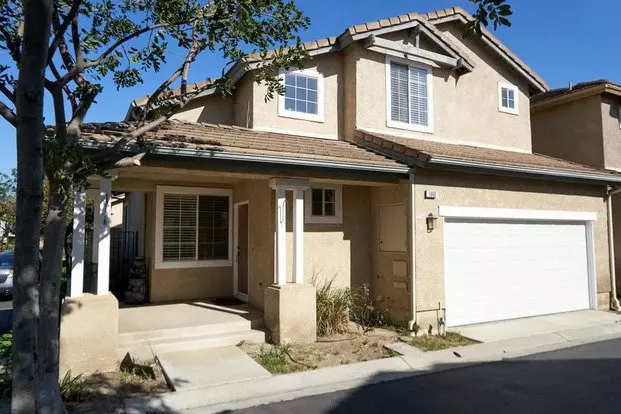 1986 Crowne Oak Ln Apartment for rent in Simi Valley, CA