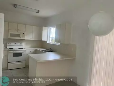 2728 NE 3rd Ct Apartment for rent in Homestead, FL