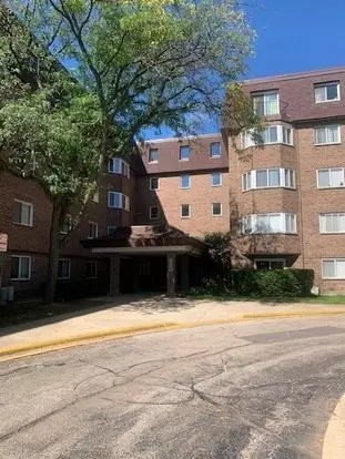 220 S Roselle Rd Apartment for rent in Schaumburg, IL