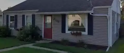 208 Wagner St Apartment for rent in Washington, IL