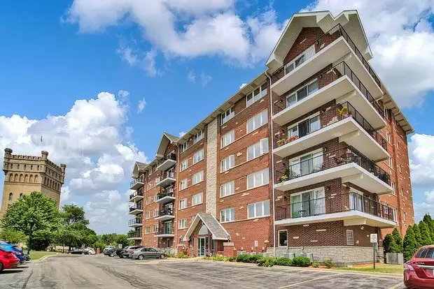 8010 Riverwalk Dr Apartment for rent in Lyons, IL