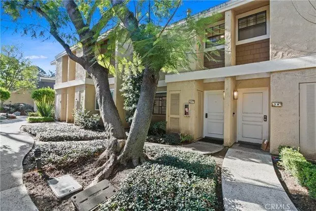 80 Lakepines Apartment for rent in Irvine, CA
