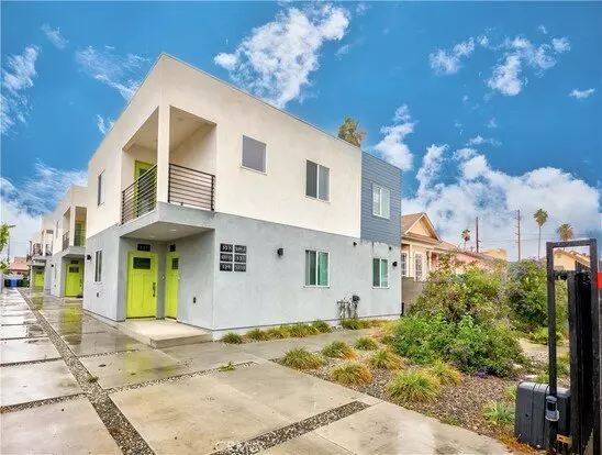 527 W 80th St Apartment for rent in Los Angeles, CA