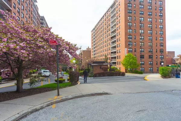 98-01 67th Ave Apartment for rent in Queens, NY