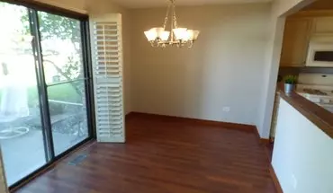 4 of 27 617 Cumberland Trl Apartment for rent in Roselle, IL
