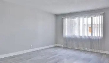 210 W 5th St Apartment for rent in San Dimas, CA