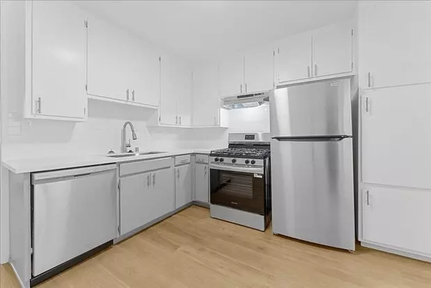 6615 Franklin Ave Apartment for rent in Los Angeles, CA