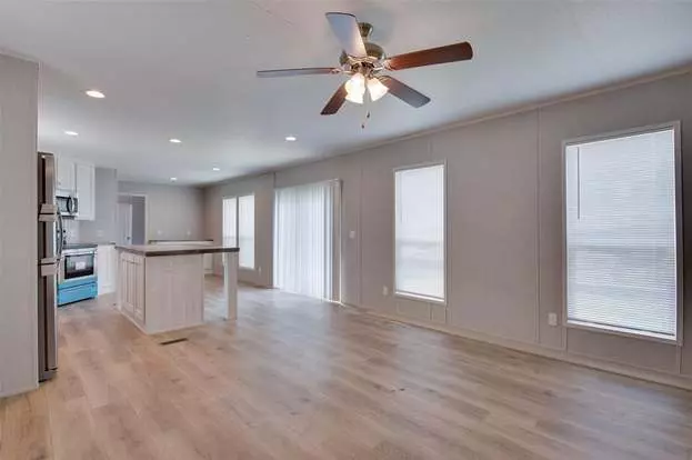 315 Broadmore Dr Apartment for rent in Fresno, TX